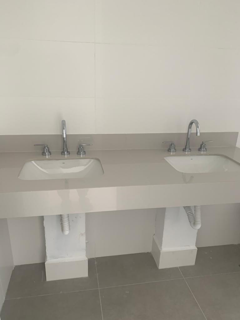 Casa nova em Alphaville 200m²