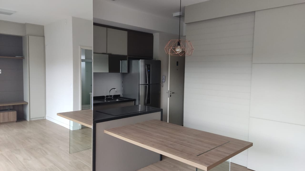 Apto. pronto em Alphaville de 60m²