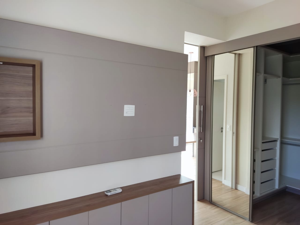 Apto. pronto em Alphaville de 60m²