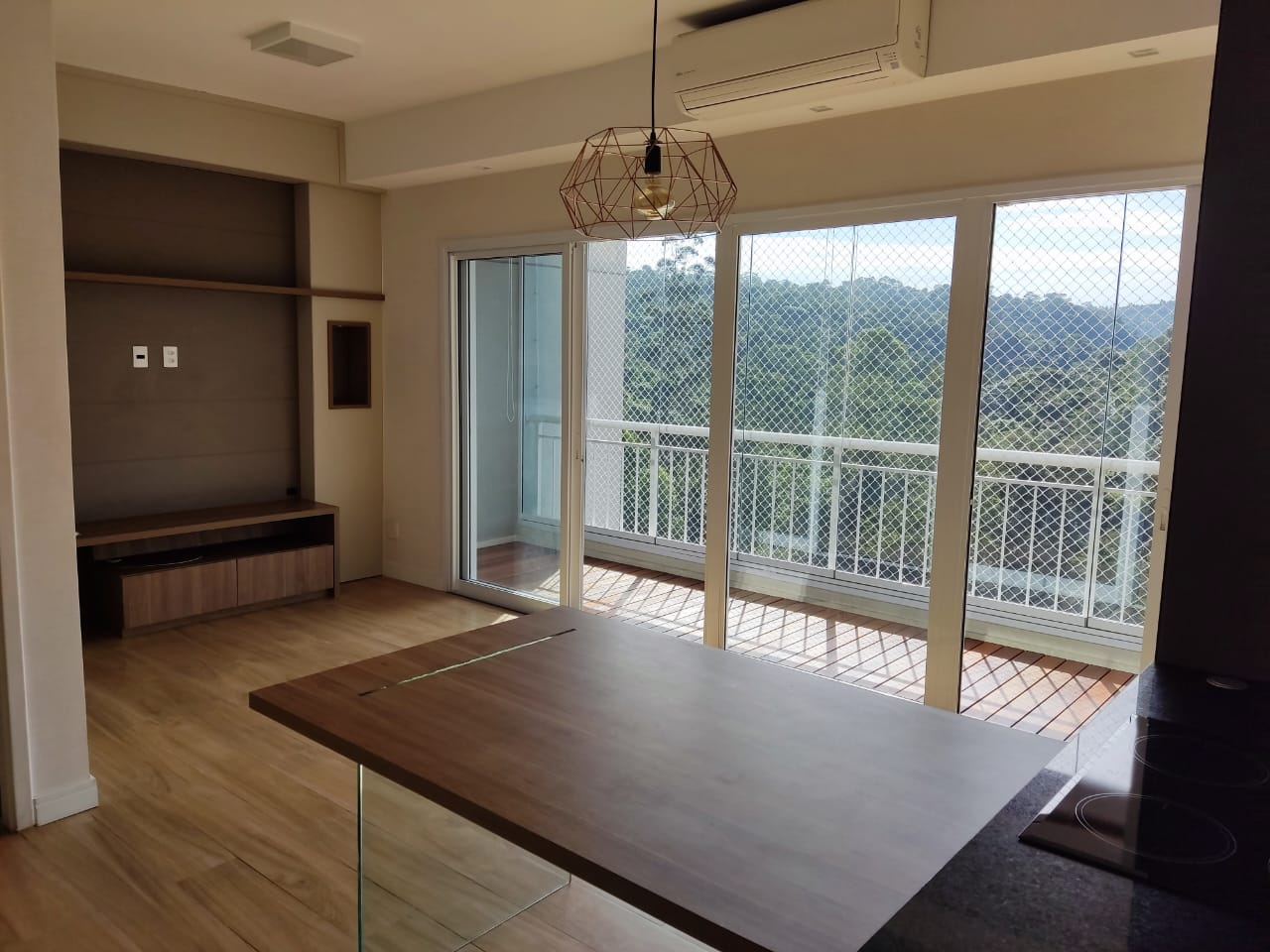 Apto. pronto em Alphaville de 60m²
