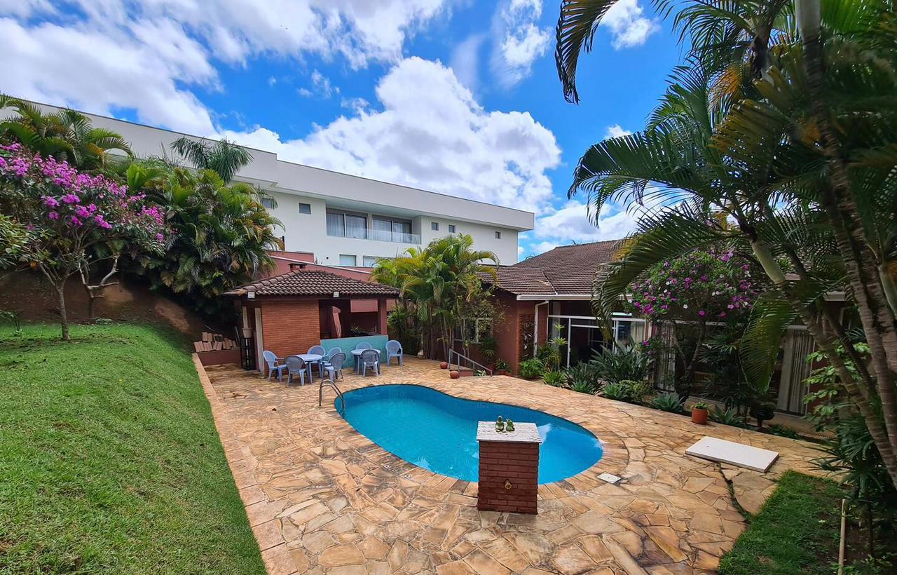 Casa em Alphaville 357m²