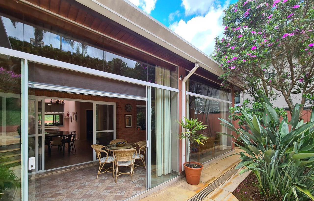 Casa em Alphaville 357m²