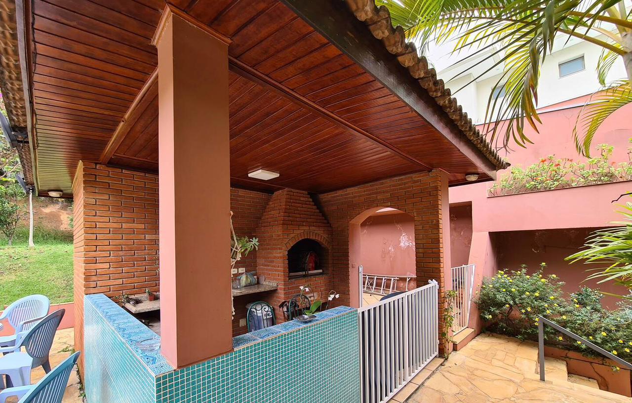 Casa em Alphaville 357m²
