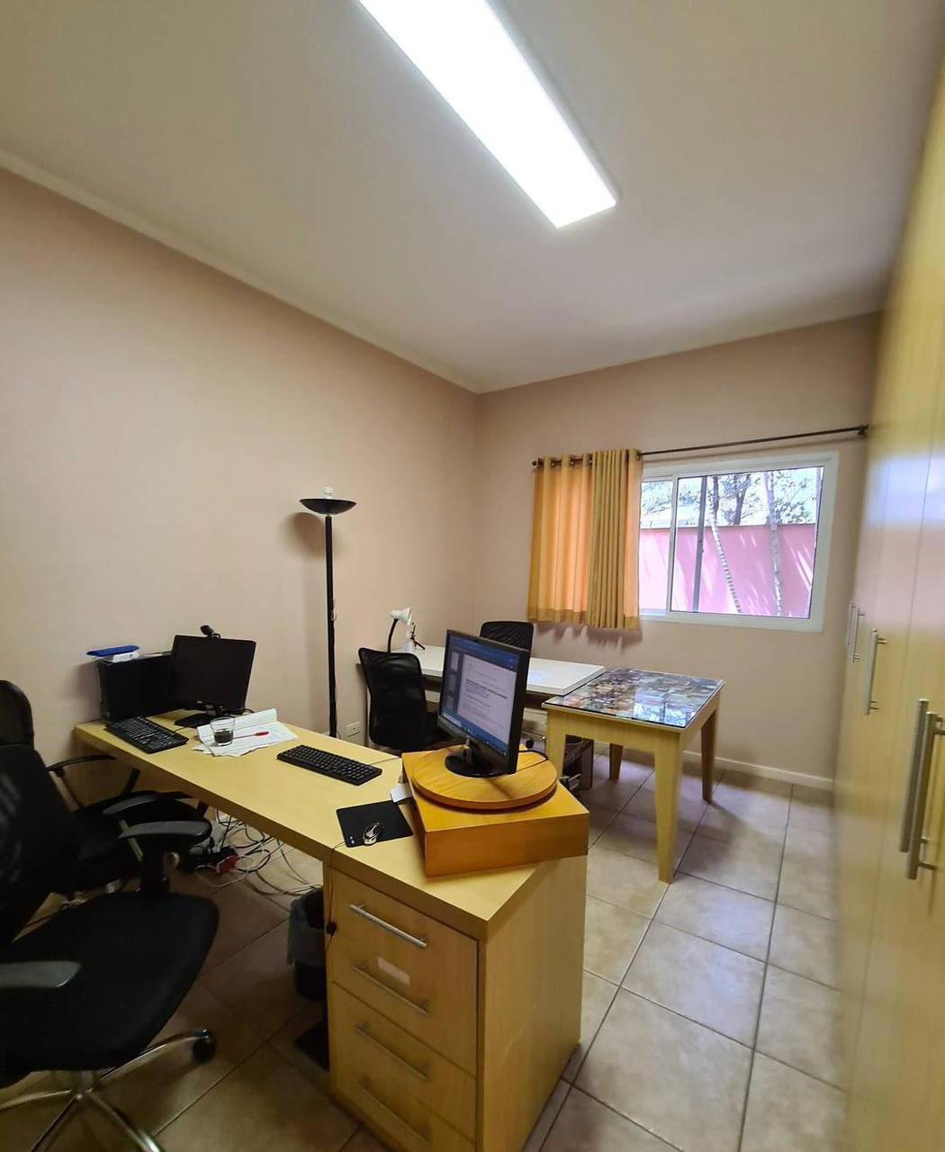 Casa em Alphaville 357m²
