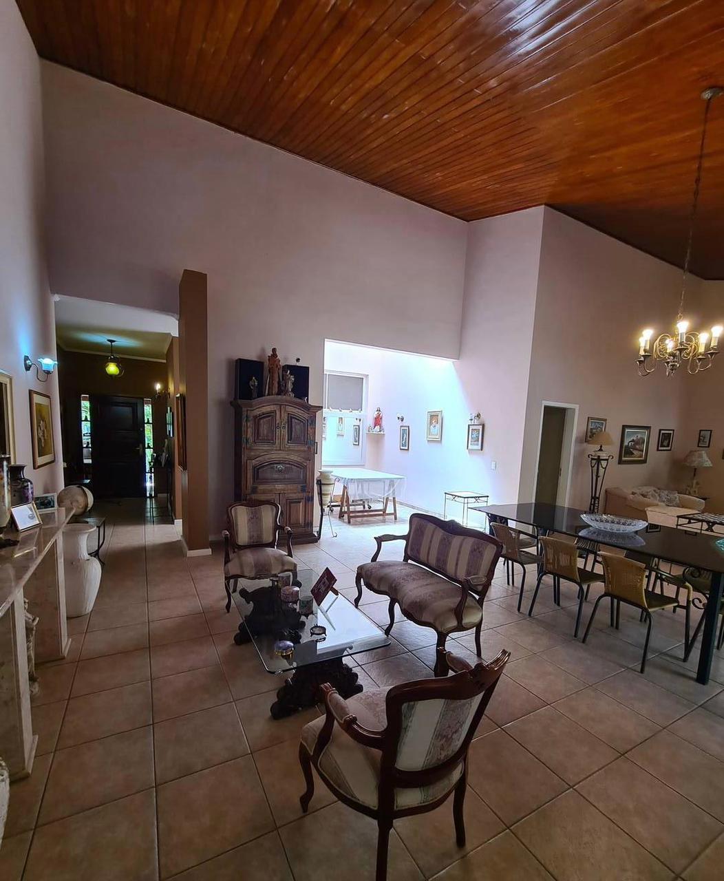 Casa em Alphaville 357m²