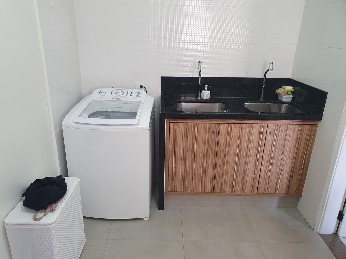 Casa em Condomínio de Alphaville de 250m²