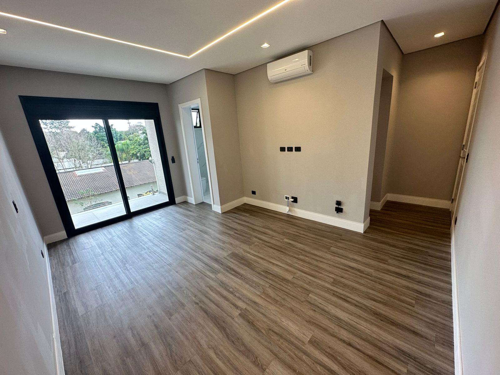 Casa em Condomínio de Alphaville com 720m²
