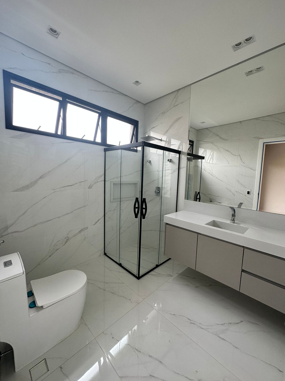 Casa em Condomínio de Alphaville com 720m²