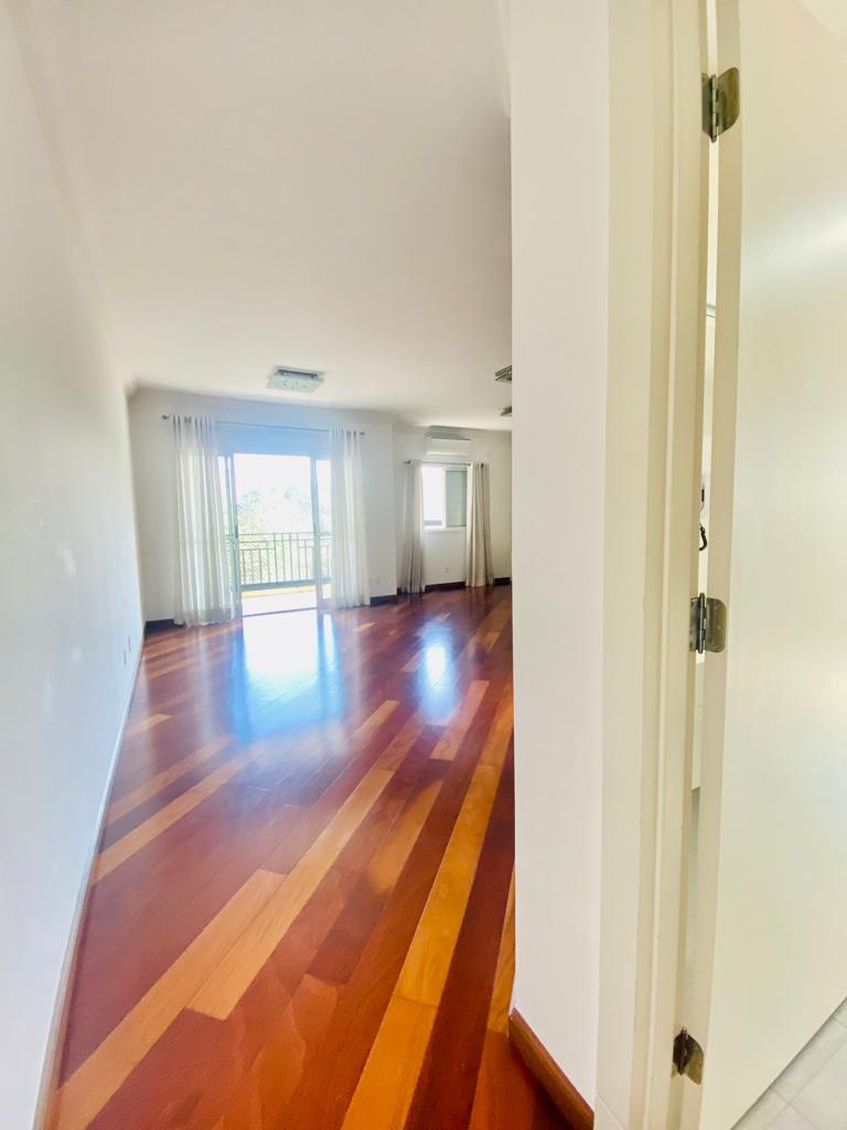 Apto. 101m² em Alphaville