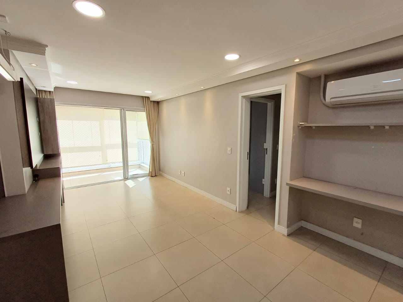 Apto 80m² no RESORT BETHAVILLE