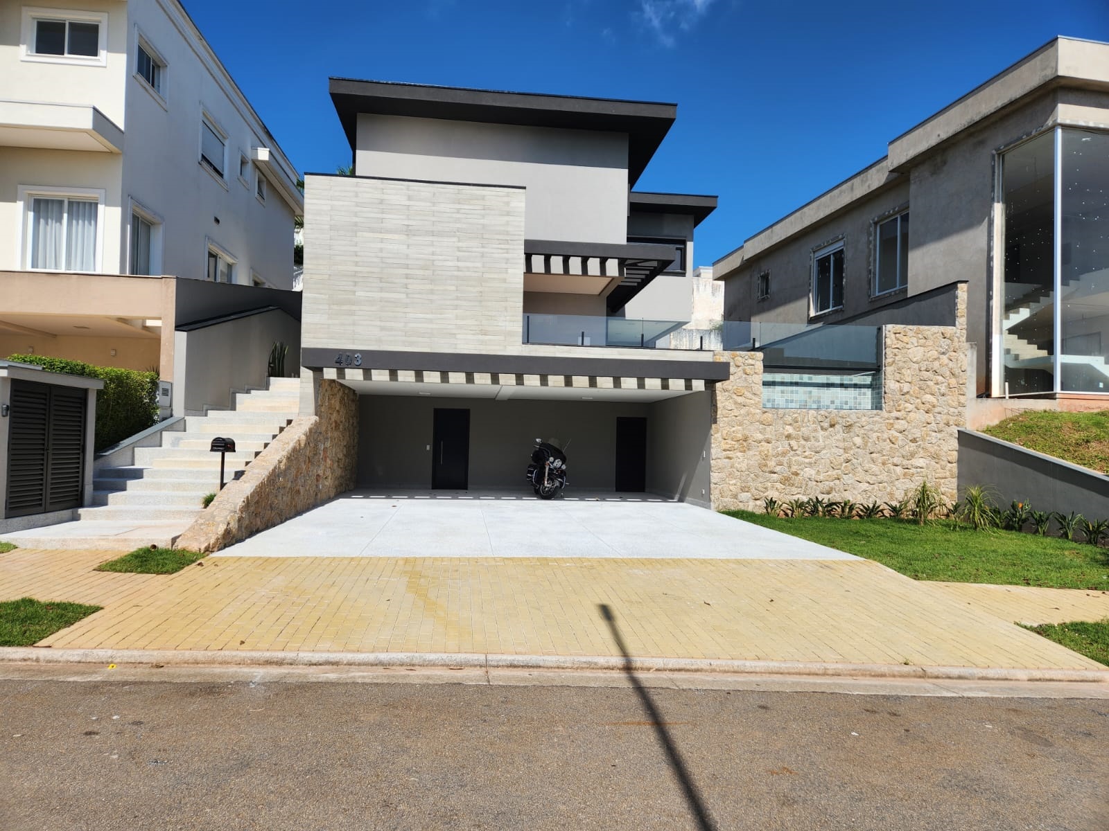 Casa nova no Burle Marx 364m²