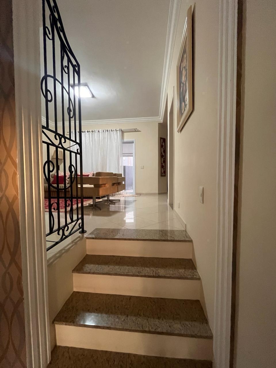 Casa em Alphaville - 230m²