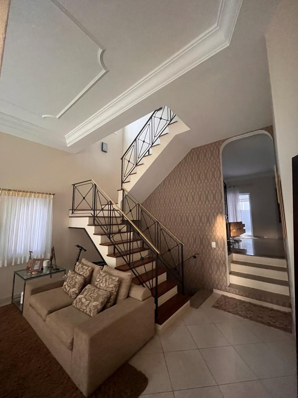 Casa em Alphaville - 230m²