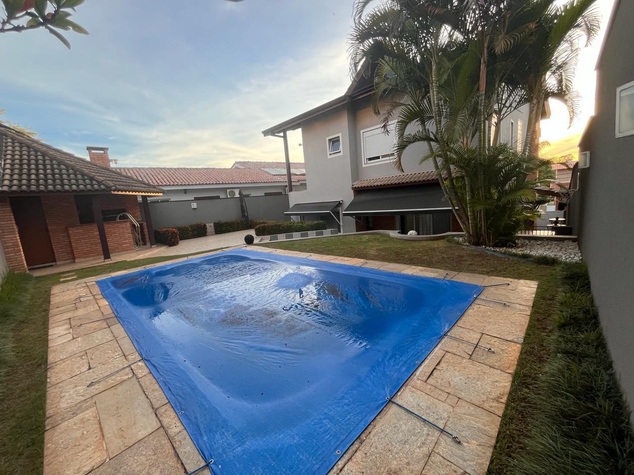 Casa em Alphaville - 230m²