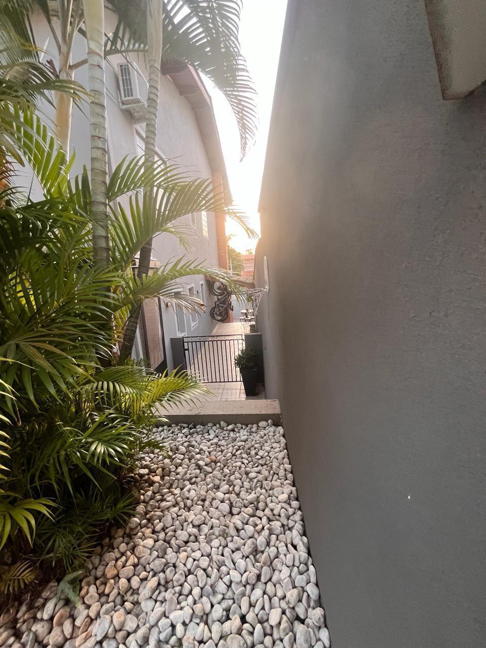 Casa em Alphaville - 230m²