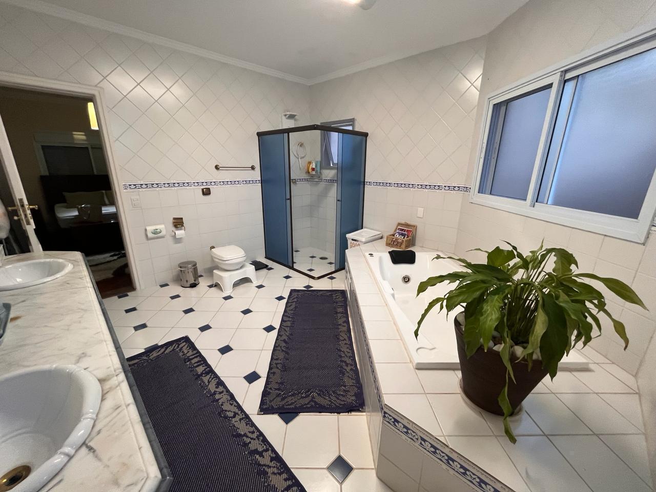 Casa em Alphaville - 230m²