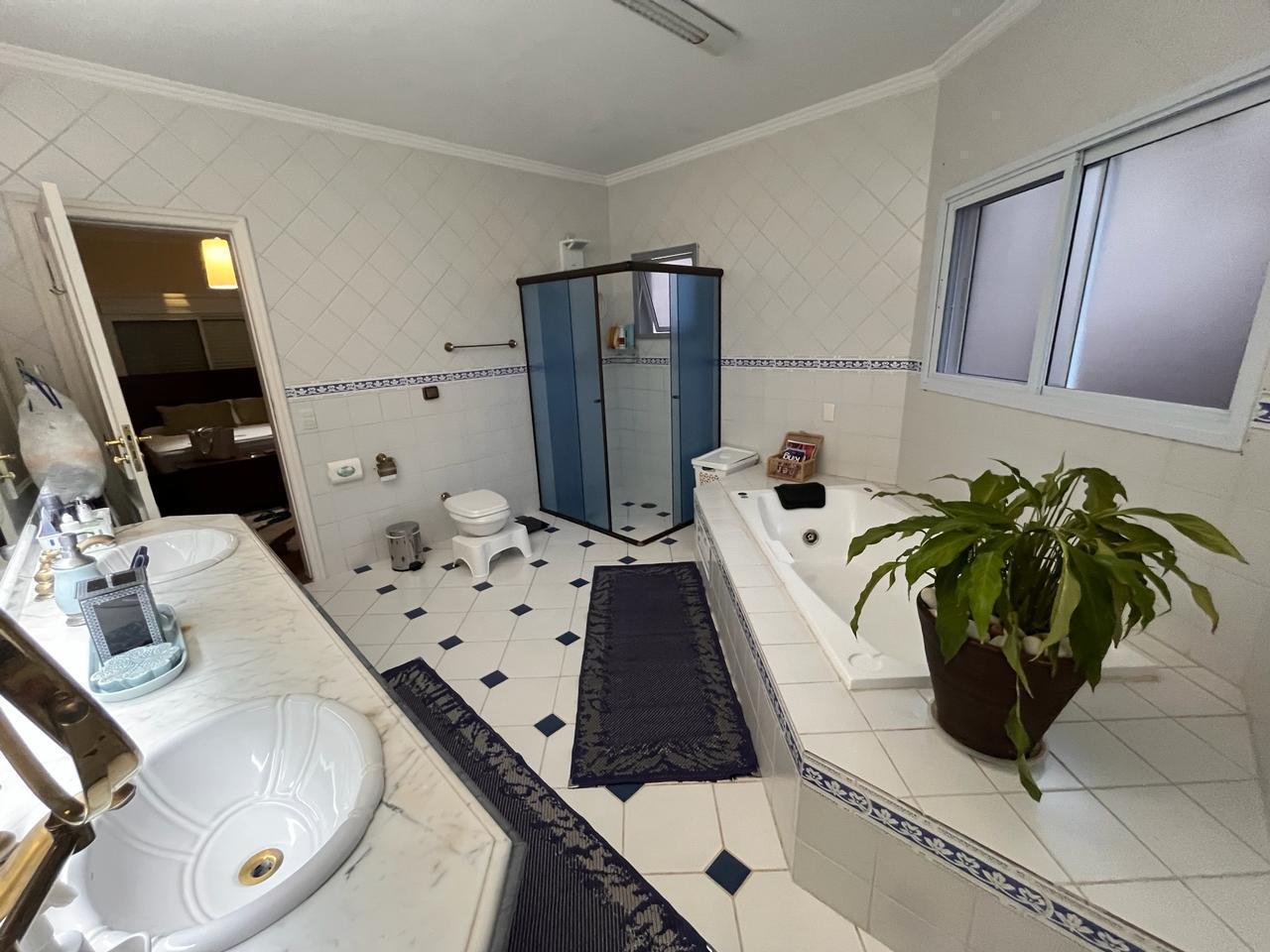 Casa em Alphaville - 230m²