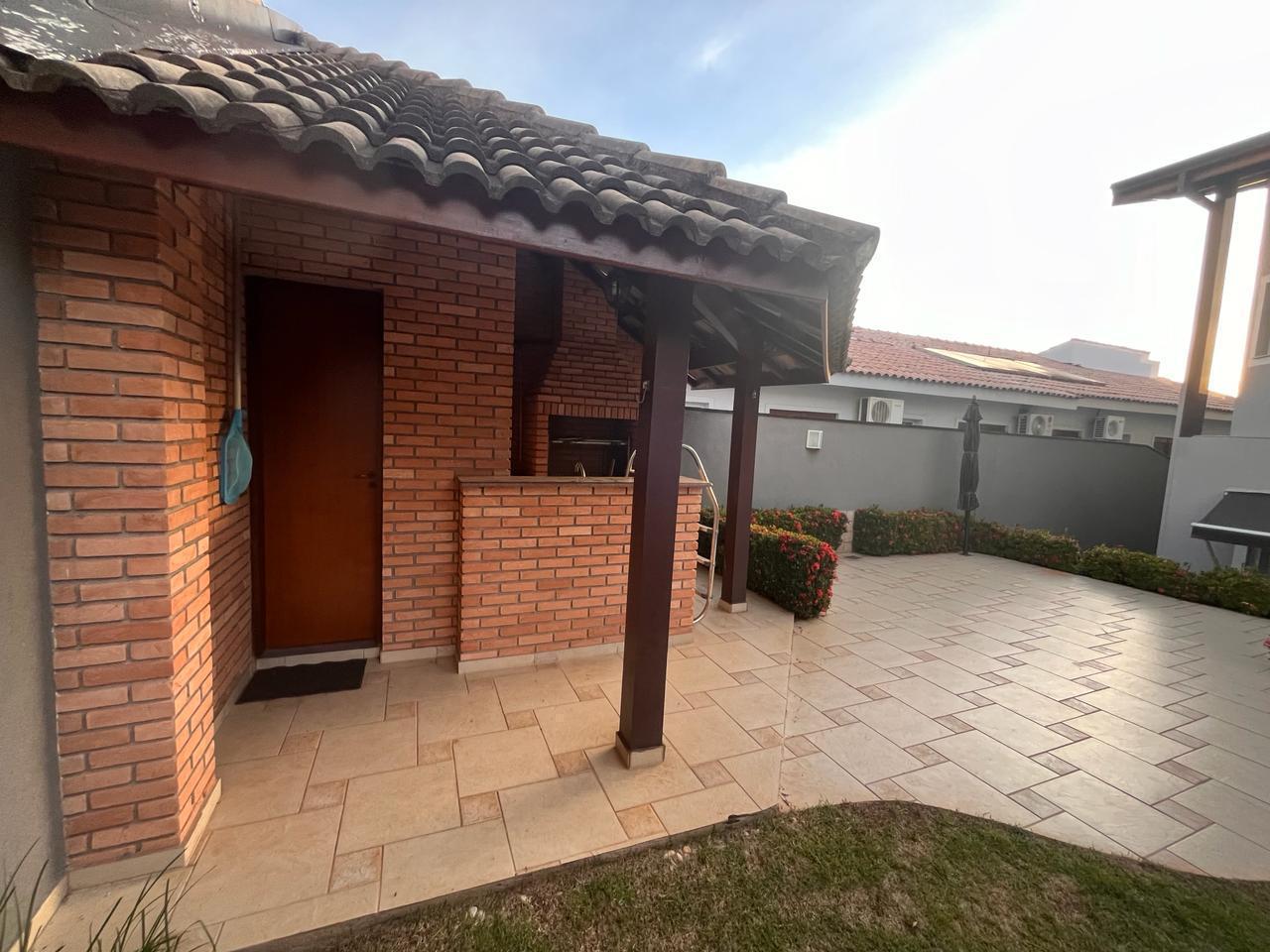 Casa em Alphaville - 230m²