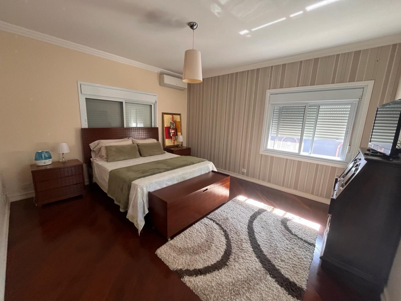Casa em Alphaville - 230m²
