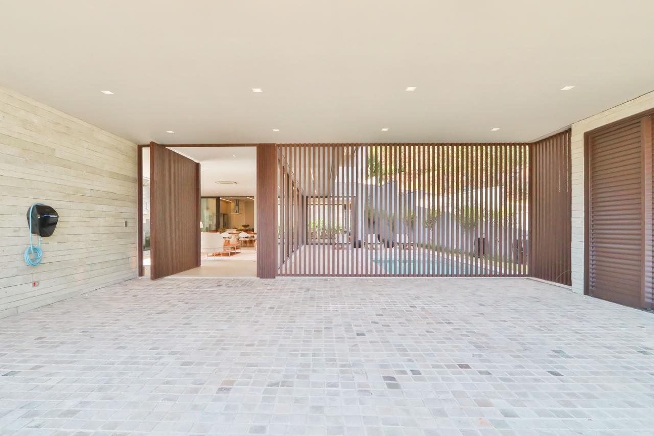 Casa no Vila Solaia / Alphaville