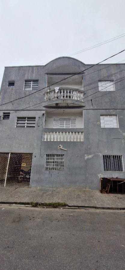 Alugo casa 3 cômodos no Jardim das Imbuias