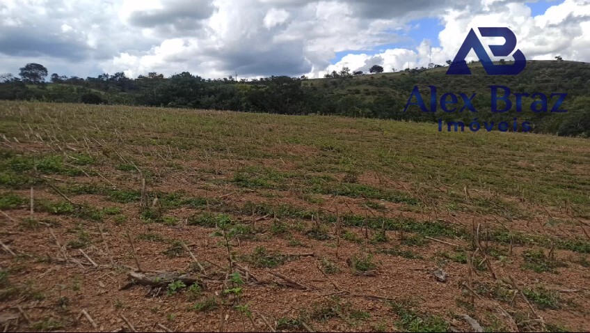 EXCELENTE SÍTIO À VENDA EM SANTO ANTÔNIO DO DESCOBERTO - GO