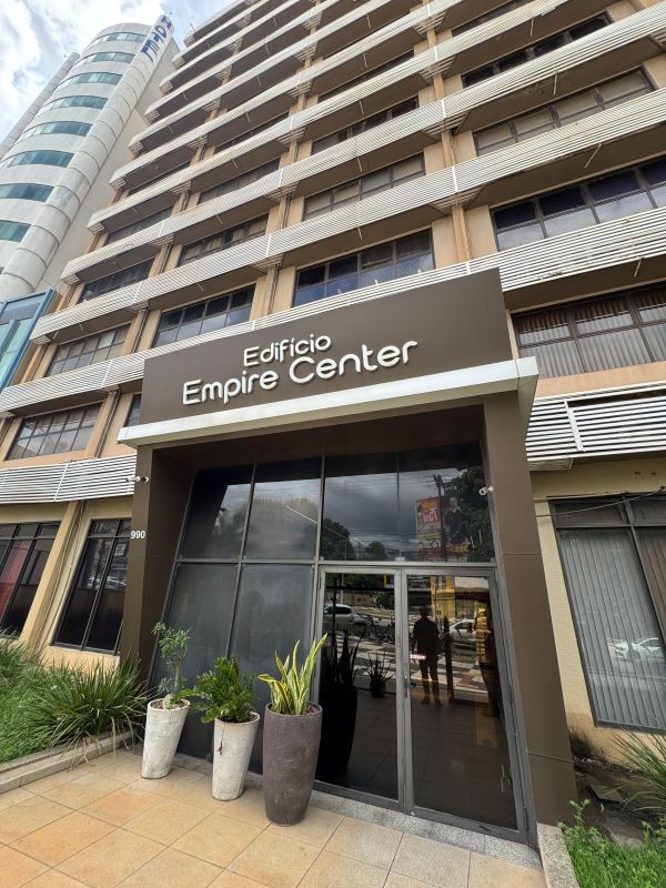 Excelente Sala Comercial no Edifício Empire Center (90 m²) – Asa Sul, Brasília/DF