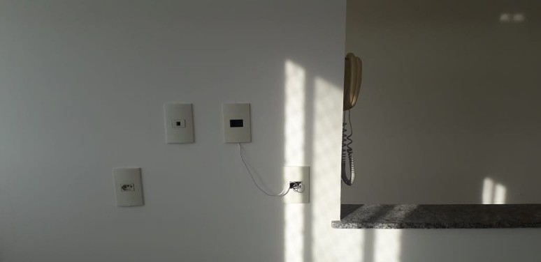 Apartamento com piscina ao lado de São Caetano, com 2 dormitórios, sacada e garagem.