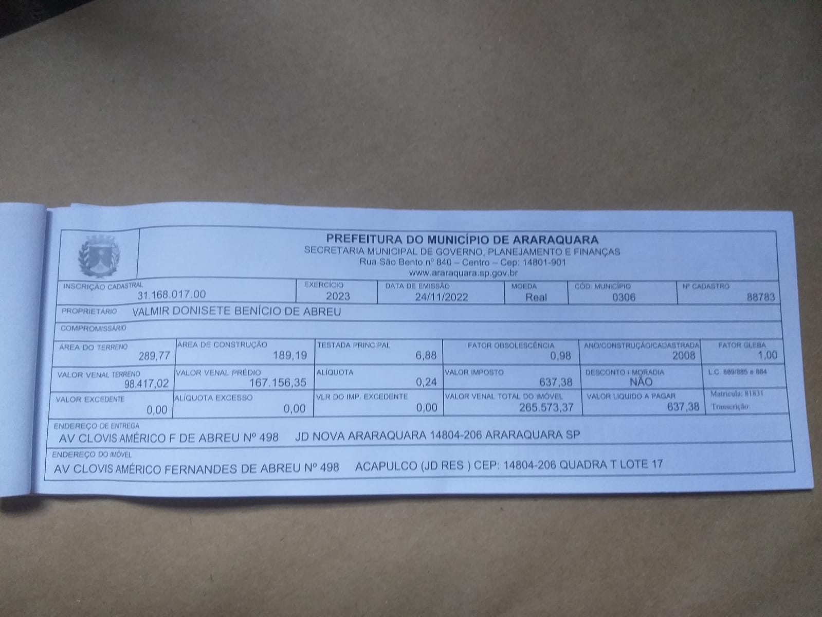 JD. NOVA ARARAQUARA / CASA COM PISCINA E EDÍCULA 