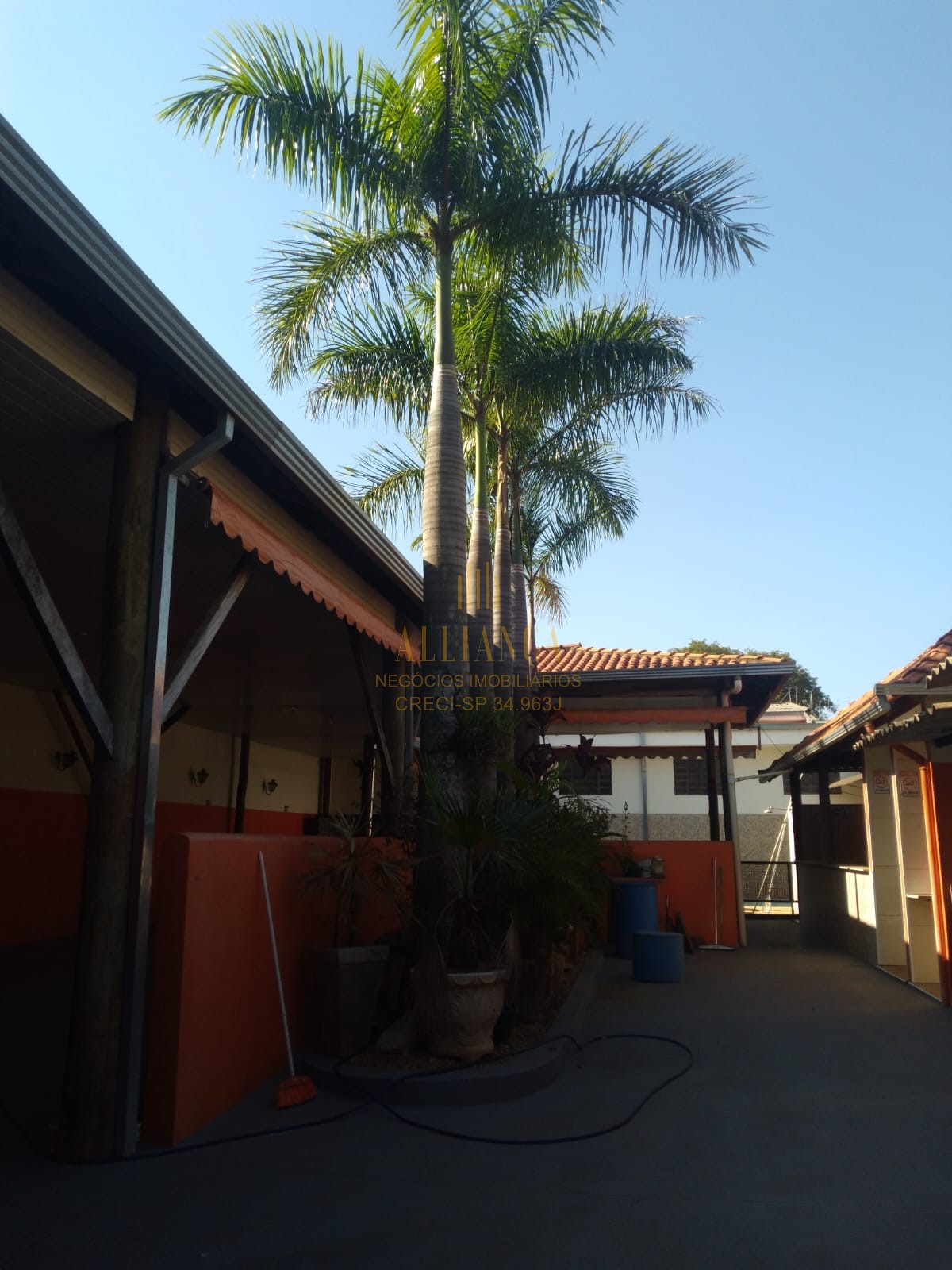 JD. SANTA MARTA / 8 DORMITÓRIOS 