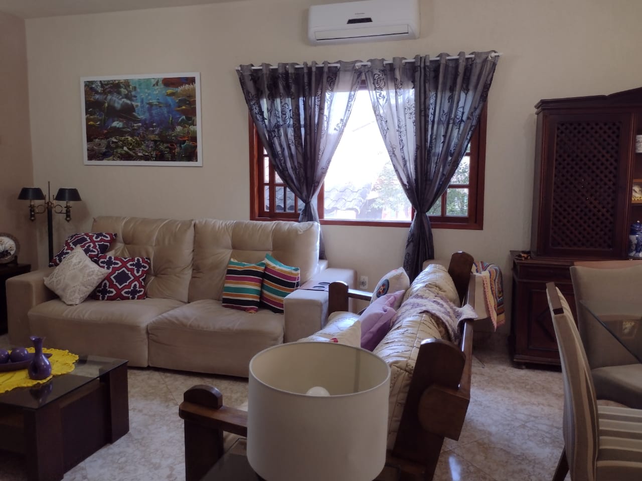 Casa com conforto e Qualidade de vida em condominio 