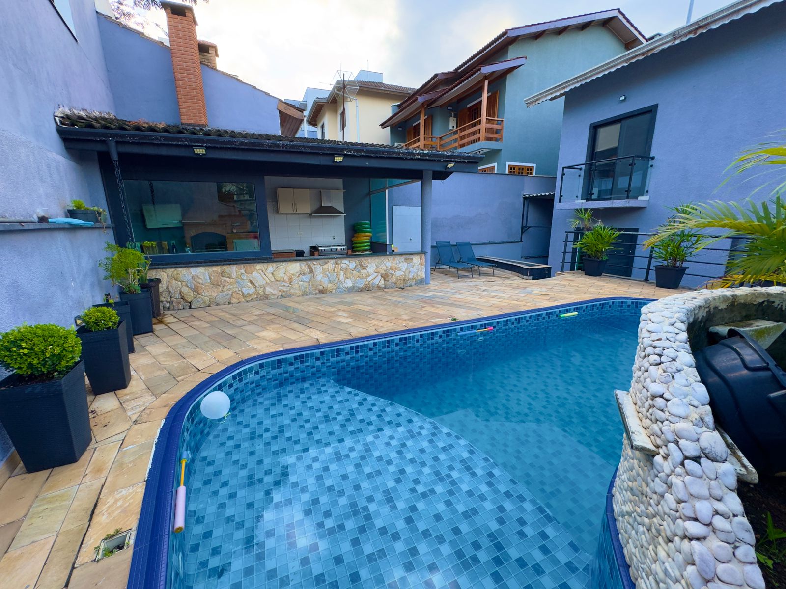 Linda Casa em condomínio  ARUÃ Mogi das Cruzes SP