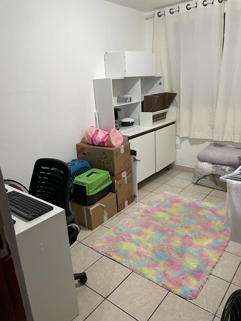 Amplo Apartamento no Conjunto Habitacional Fazenda do Carmo em São Paulo SP