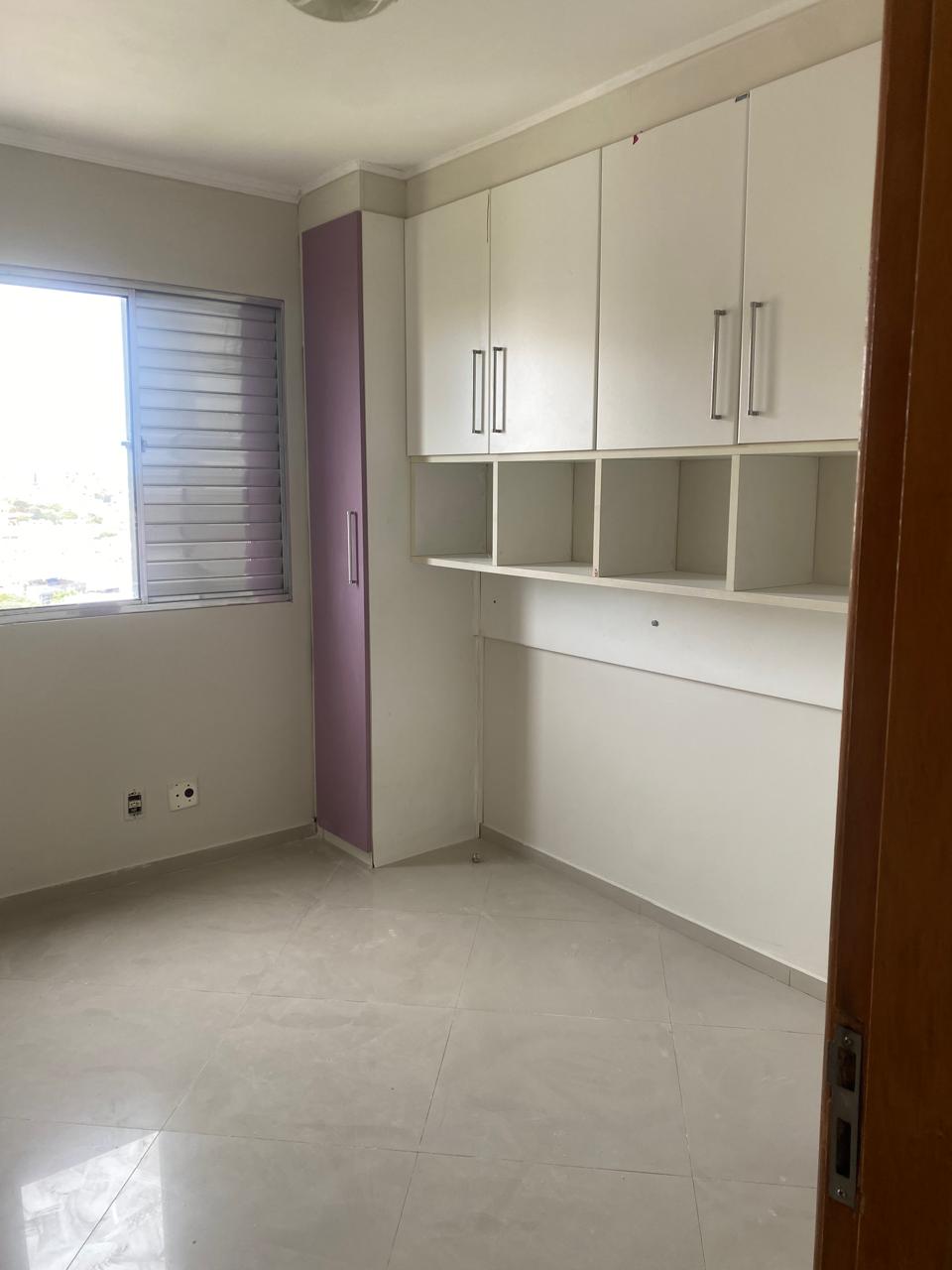 Amplo Apartamento no Conjunto Habitacional Padre José de Anchieta em São Paulo SP