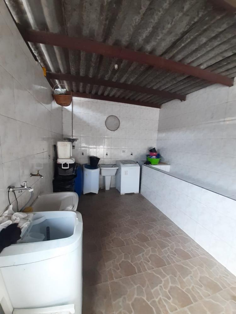 Casa à venda com 5 quartos, 150m² - Foto 12