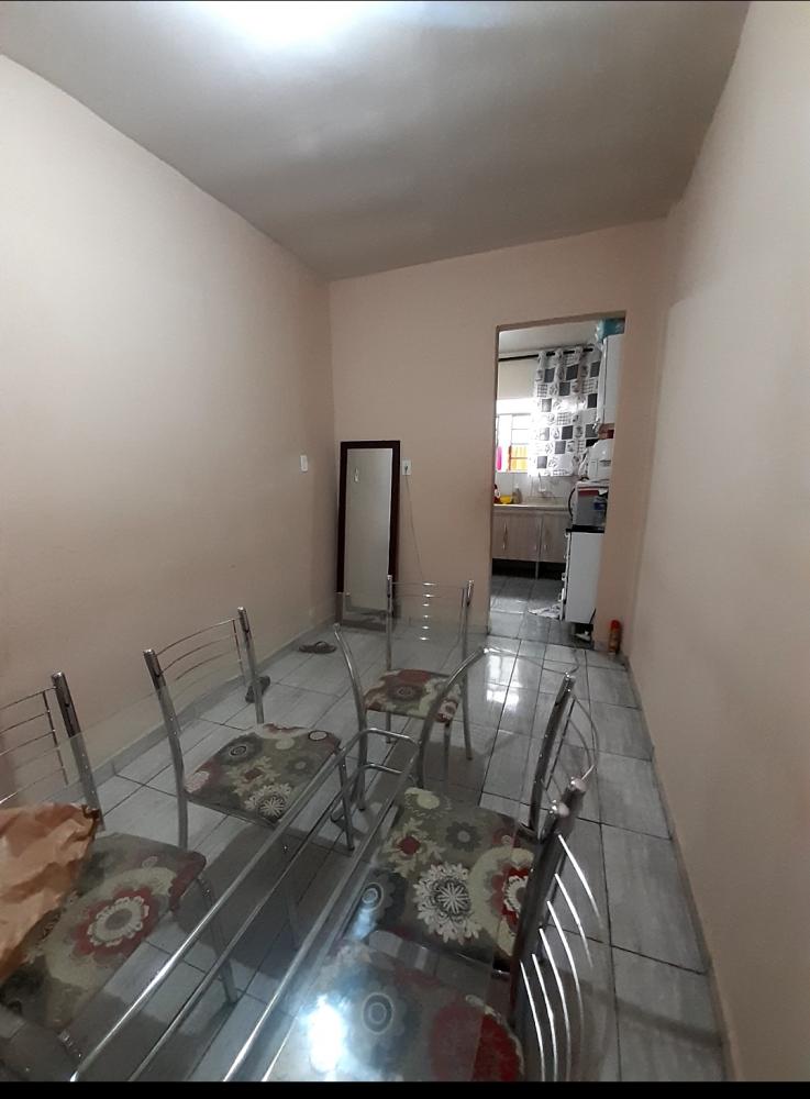 Casa à venda com 4 quartos, 270m² - Foto 4