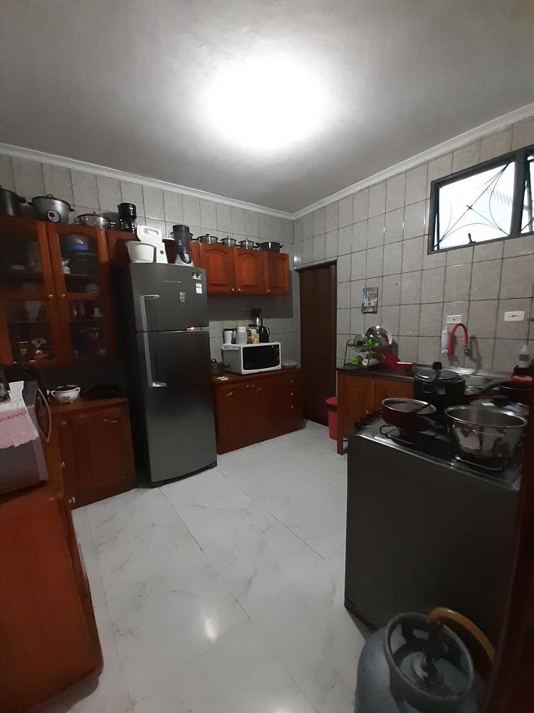 Casa à venda com 2 quartos, 127m² - Foto 34