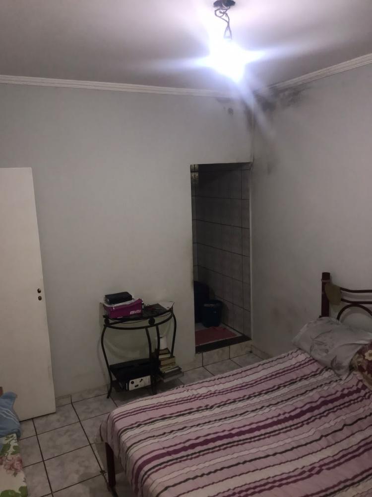 Casa à venda com 4 quartos, 100m² - Foto 17