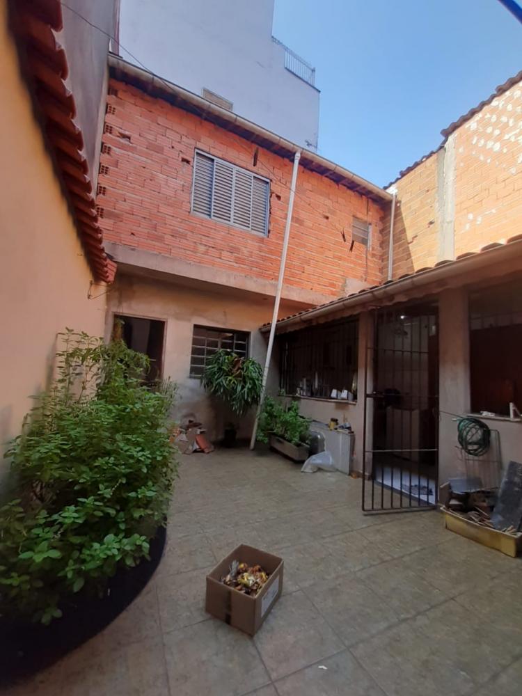 Casa à venda com 3 quartos, 250m² - Foto 17