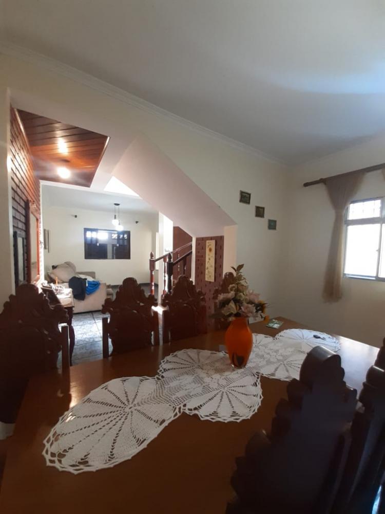 Casa à venda com 3 quartos, 250m² - Foto 16