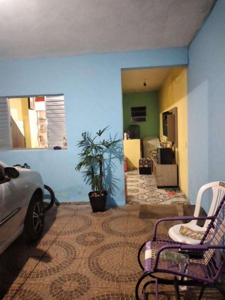 Casa à venda com 4 quartos, 60m² - Foto 8