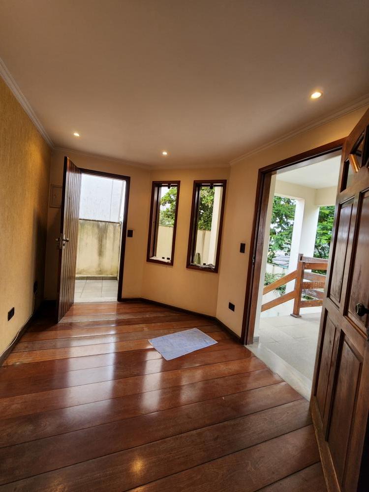 Casa à venda com 4 quartos, 300m² - Foto 64