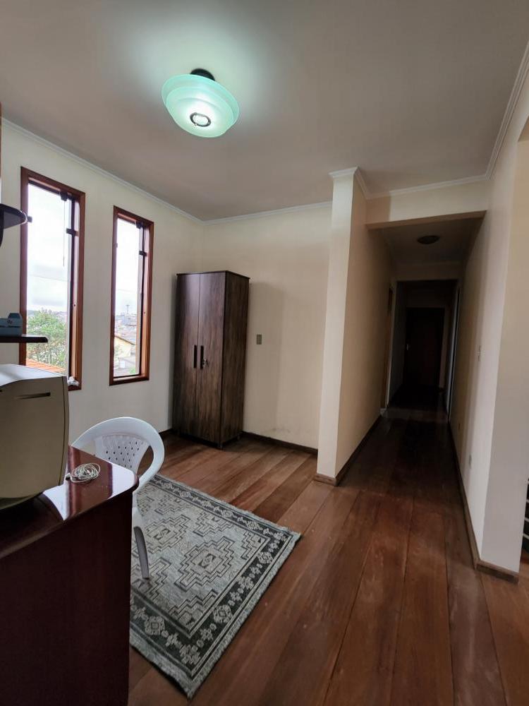 Casa à venda com 4 quartos, 300m² - Foto 5