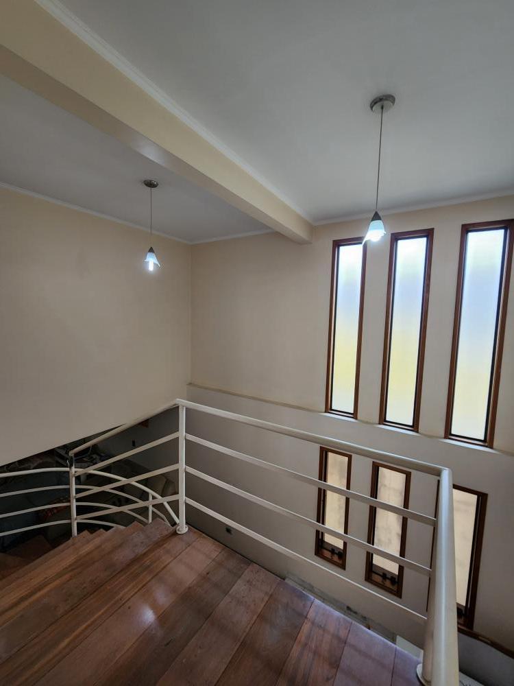 Casa à venda com 4 quartos, 300m² - Foto 26