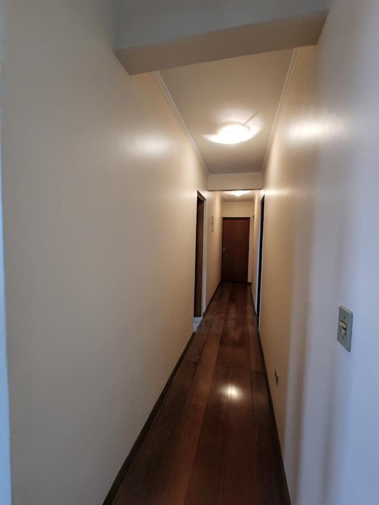 Casa à venda com 4 quartos, 300m² - Foto 57