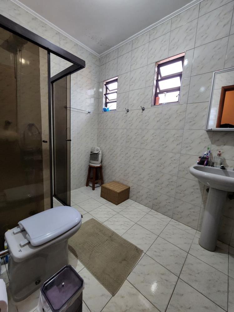 Casa à venda com 4 quartos, 300m² - Foto 63