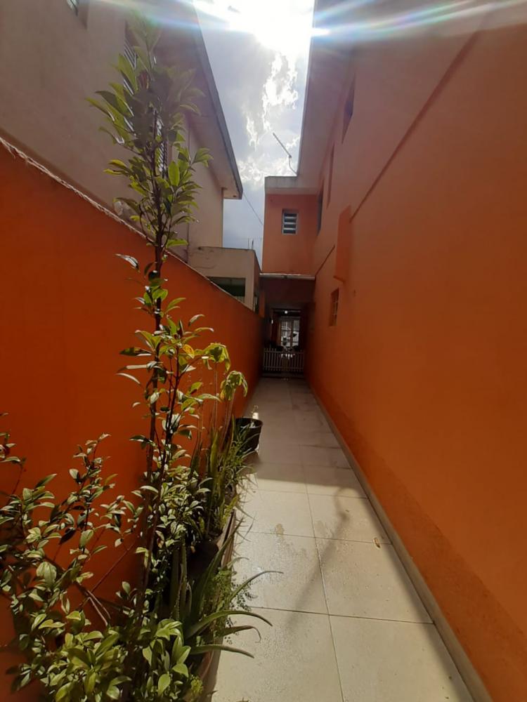 Casa à venda com 3 quartos, 195m² - Foto 26