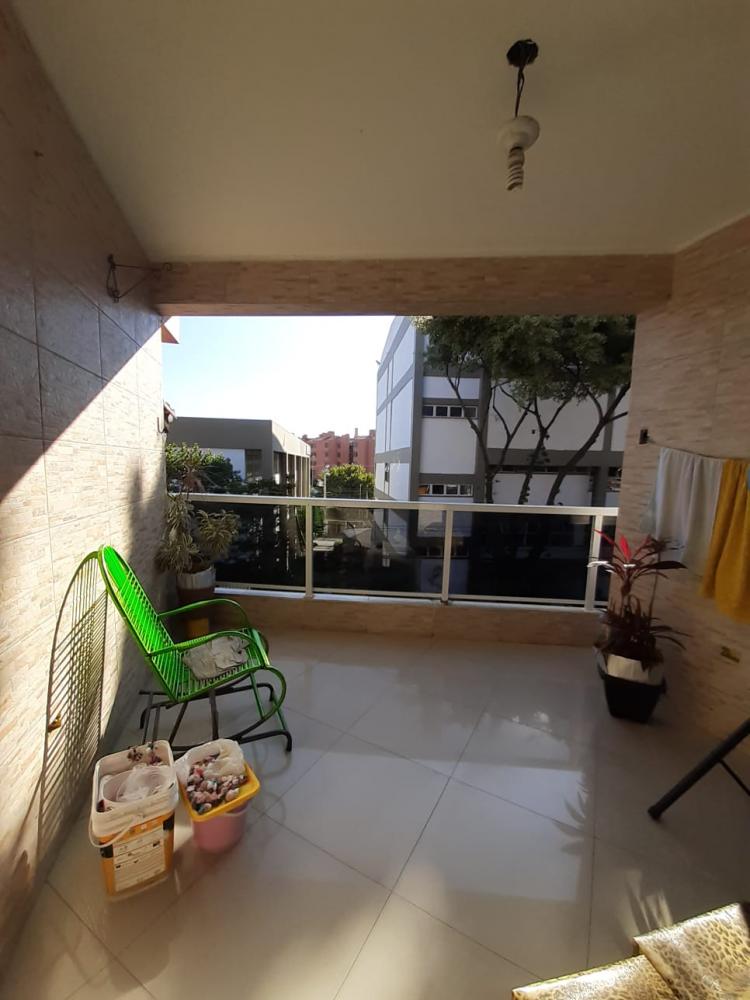 Casa à venda com 4 quartos, 202m² - Foto 3