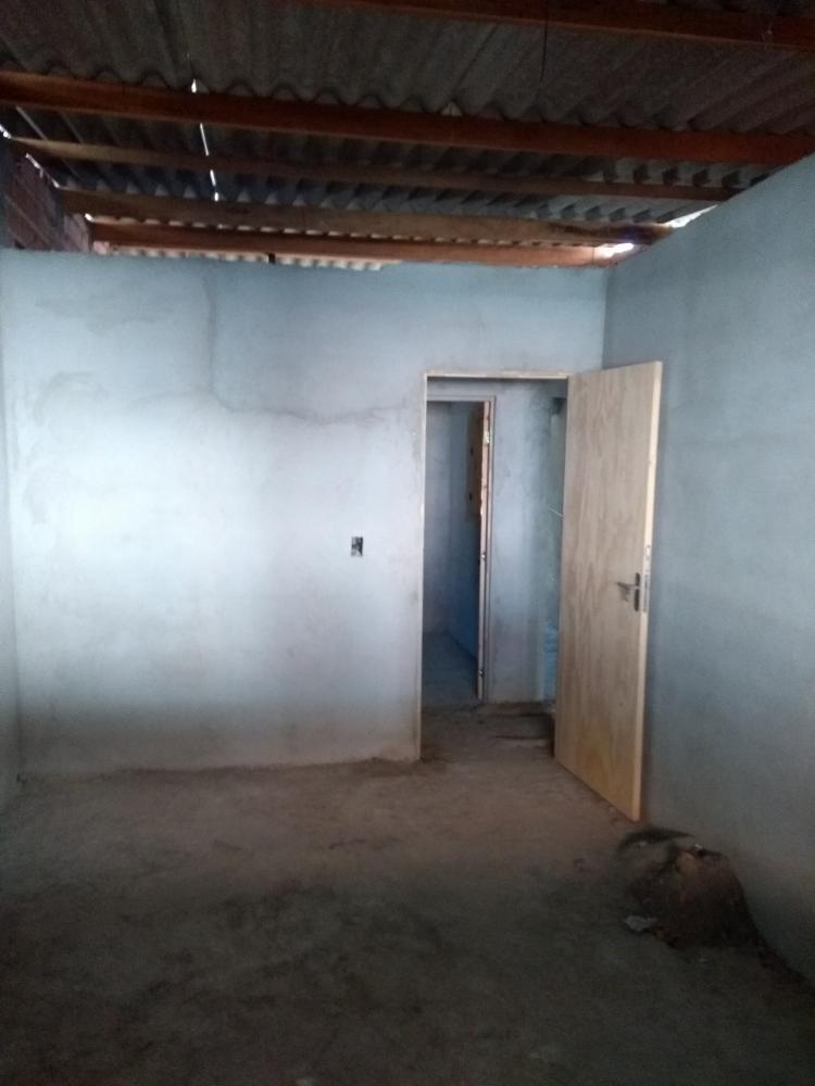 Casa à venda com 5 quartos, 120m² - Foto 14