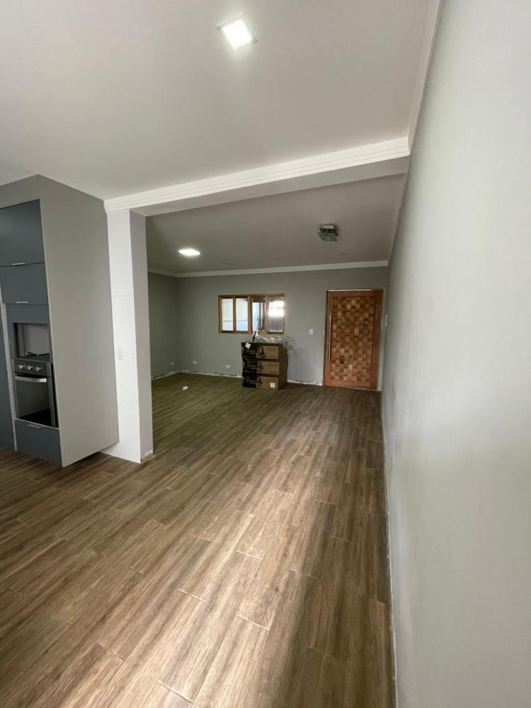 Casa à venda com 3 quartos, 250m² - Foto 3